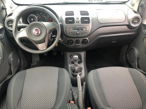 Fiat Grand Siena 2013 1.6 16v Essence Flex 4p