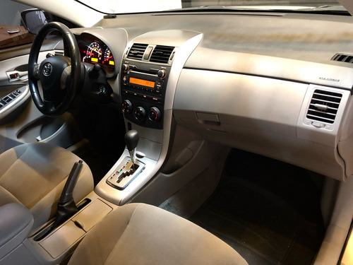 Toyota Corolla 1.8 16v Gli Flex 4p