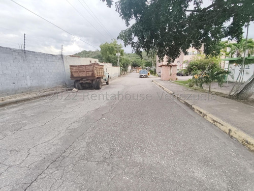 Imagen 28 de 30 de R.c +++ Apartamento En Venta En La Arboleda Barquisimeto Lara +++código 23-5137 Rafael Carrasquel Vende Contáctame 0424.593.75.42 Instagram: @rentahouse.centrooccidente ++