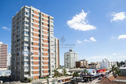 Vende Y Alquila Apartamento De 2 Dormitorios En Peninsula, Punta Del Este