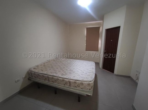 Imagen 4 de 9 de Apartamento En Alquiler Res. Plaza Campo Av. Goajira Mls #22-3594 Nataly Mejia