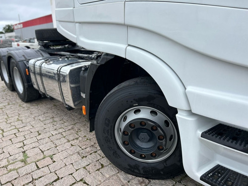 Iveco Stralis Hi-way 440