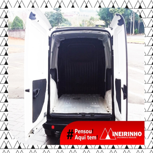 Imagem 9 de 16 de Fiat Doblo Cargo 1.4 Mpi 2015
