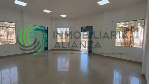 Oficina En Arriendo En La Campana. Cod A13785