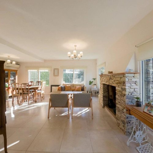 Parque Leloir Excelente Ubicacion Impecable Chalet