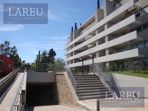 Departamento De 2 Ambientes En Venta - Condominio Civis