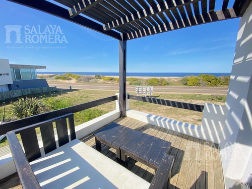 Imagen 22 de 30 de Venta: Casa 5 Dormitorios Primera Linea Montoya La Barra