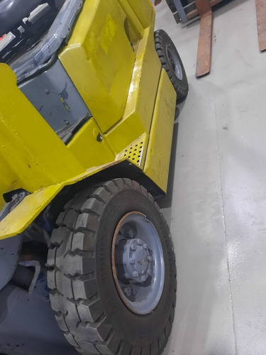 Imagen 4 de 19 de Autoelevador 2.5kg Yale Diesel Trip/torr Funcionanndo