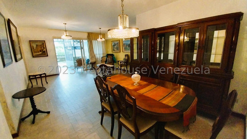 Fabuloso Apartamento Ubicado En Calle Cerrada Mls #24-10418