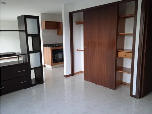 Apartaestudio En Arriendo Aguacatala Medellín