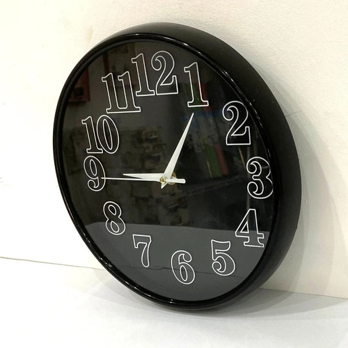 Imagen 6 de 6 de Reloj De Pared Borde Y Fondo Negro C/números Blanco