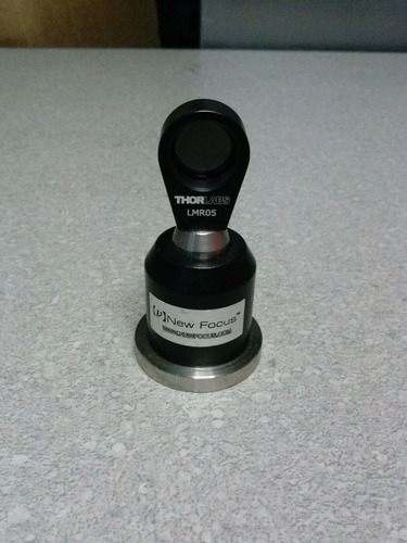 Thorlabs Lmr05 Lens Mount For Ø1/2  Optics W Post Holde Ttq