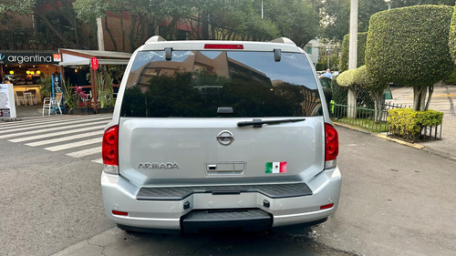 Nissan Armada 5.6 Advance 4x2 Mt