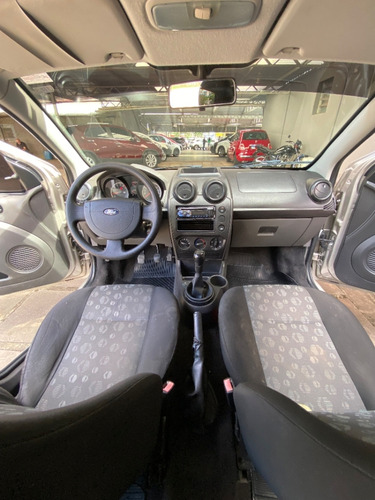 Ford Fiesta 1.0 ROCAM HATCH 8V FLEX 4P MANUAL