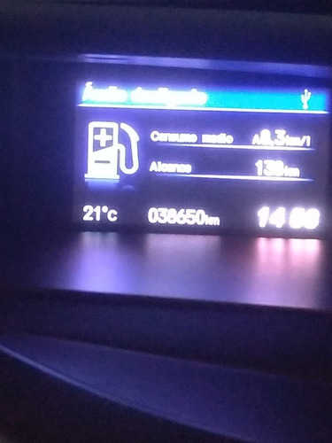 Imagem 8 de 15 de Honda Civic 2015 Lxs 1.8 Aut.