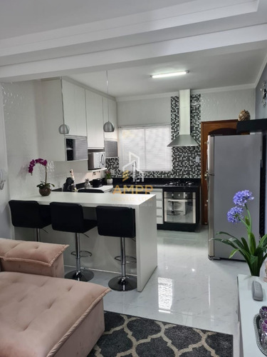 Imagem 2 de 12 de Casas - Residencial - 1572
