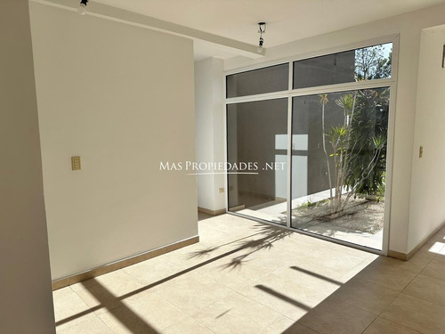 Casa En Venta En Canning Malibu 4 Ambientes