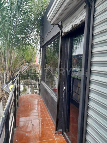 Local Comercial En Vebnta En Camino Real En Guadalupe
