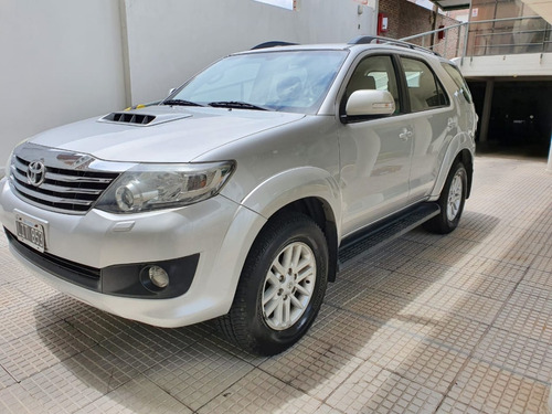 Toyota Sw4 - Srv - Automática - 7 Asientos
