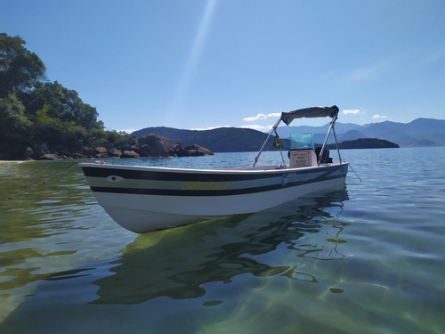 Imagem 5 de 10 de Small Boat