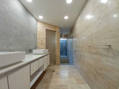 Imagen 21 de 29 de Se Vende Casa 900 M² 6h/7b/10pe La Lagunita