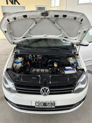 Volkswagen Suran 1.6 Imotion Highline
