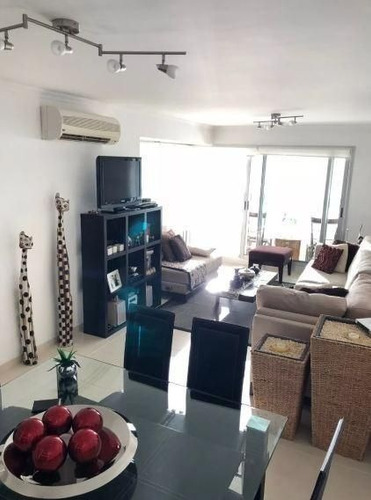 Departamento En Venta En Playa Mansa