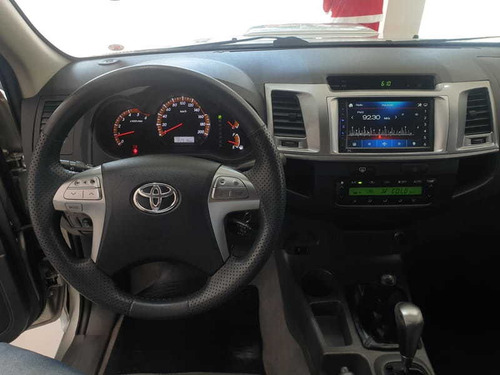 Toyota Hilux Cd Srv D4-d 4x4 3.0 Tdi Diesel Aut
