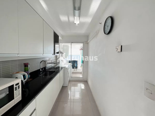 Apartamento A La Venta 3 Dormitorios Y 2 Cocheras - Punta Del Este