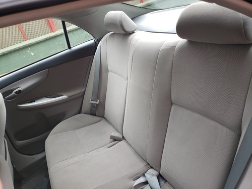 Toyota Gli 1.8 Flex Aut 2014