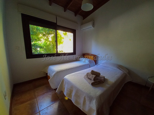 Imagen 12 de 29 de En Venta - Hermosa Casa En Colonia De Sacramento