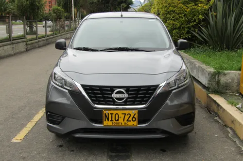 Nissan March 1.6 Sense At