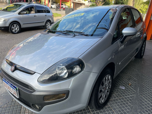 Fiat Punto 1.6 16v Essence Flex 5p