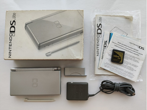 Consola Nintendo Ds Lite Silver Black+stylus+ R4 + Caja