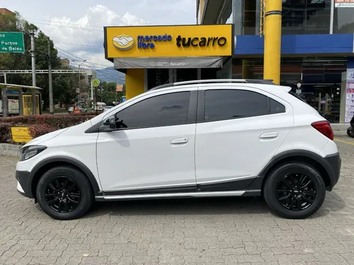 Chevrolet Onix 1.4 Active