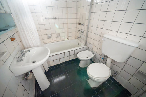 Venta - 4 Amb Con Dependencia Y Doble Balcón - Apto Crédito - Balvanera