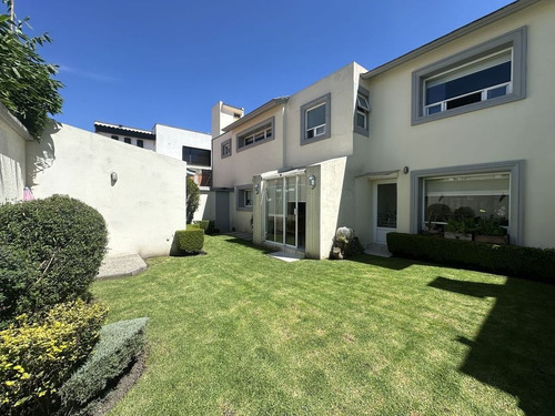 Casa Venta Residencial En Providencia Dentro Del Conjunto De Doble Seguridad Frente A Town Square
