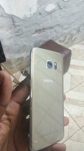 Samsung Galaxy S7 Edge.