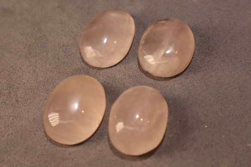 Lote 4 Cuarzos Rosa 100% Natural Cabujon Oval 23x18mm 114ct Rosa Claro