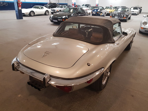 Jaguar E-type Serie 3 (1972) - Macomeclassic
