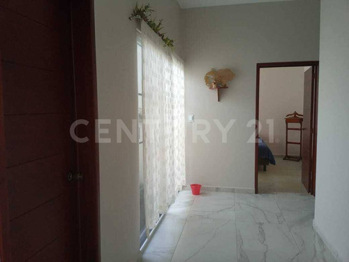 Casa En Venta - Metepec, Atlixco