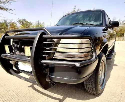 Ford Ranger Pickup Xl L4 Crew Cab 5vel Aa Mt