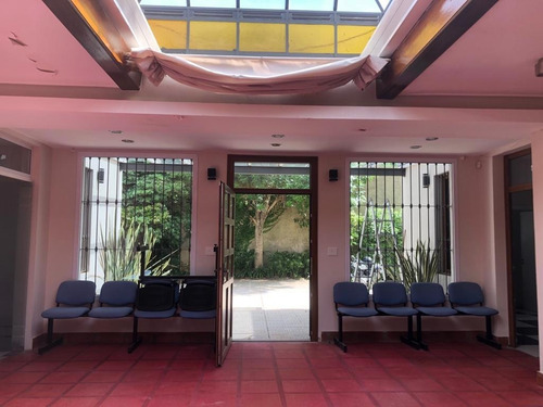 Excelente Propiedad En Venta En Chascomus!!!