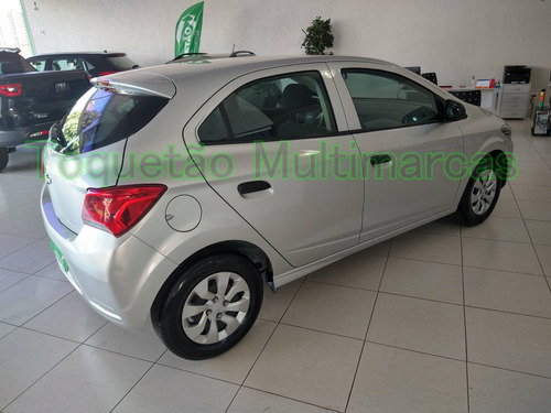 Imagem 6 de 12 de Chevrolet Onix 1.0 Mpfi Joy 8v Flex 4p Manual