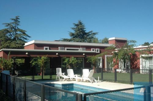 Imagen 1 de 27 de Venta Casa En B Cdo El Lago, Lote De 1567 Mts²