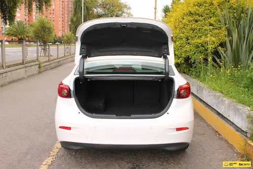 Mazda 3 2.0 Touring At