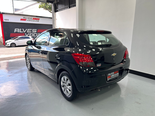 Chevrolet Onix ONIX HATCH JOY 1.0 8V FLEX 5P MEC.