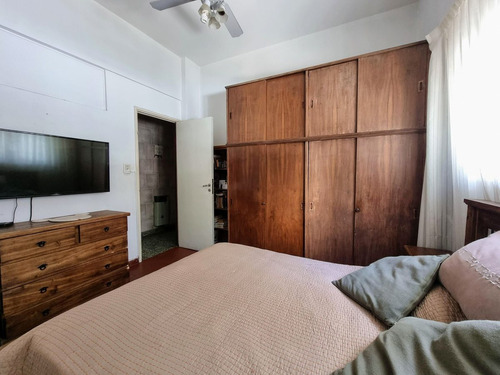 Local A La Calle Venta V Crespo Con Vivienda Renta