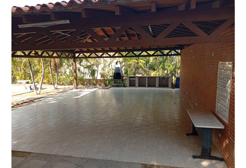venta Casa 300m2 San Francisco, Guatire 2905