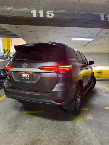 Toyota Fortuner 2.7l